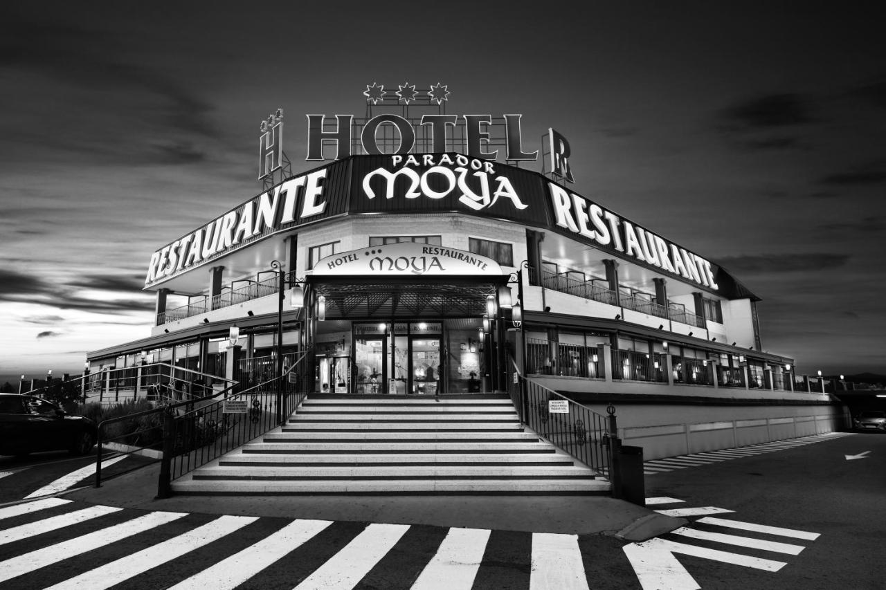 Hotel Moya Honrubia ภายนอก รูปภาพ