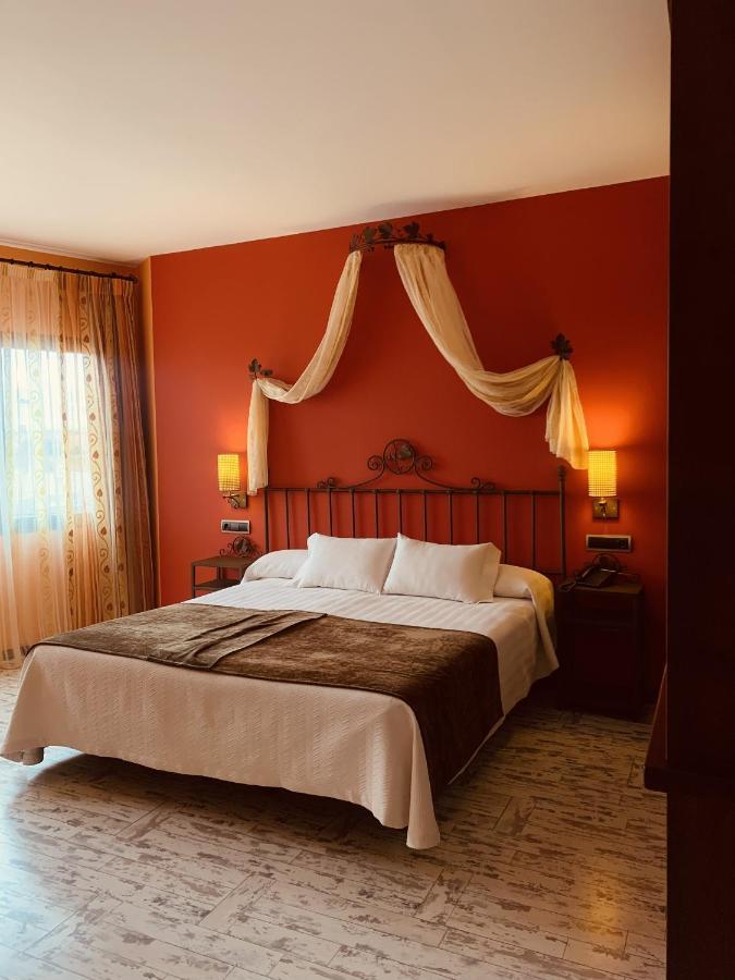 Hotel Moya Honrubia ภายนอก รูปภาพ
